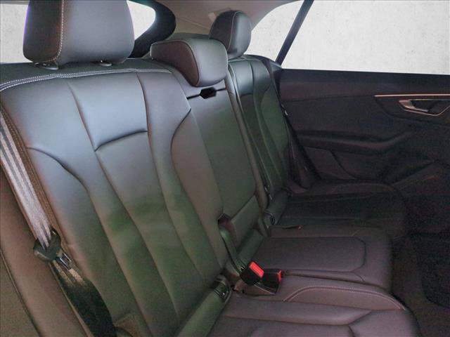 Used 2023 Audi Q8 Premium AWD/4WD image 21