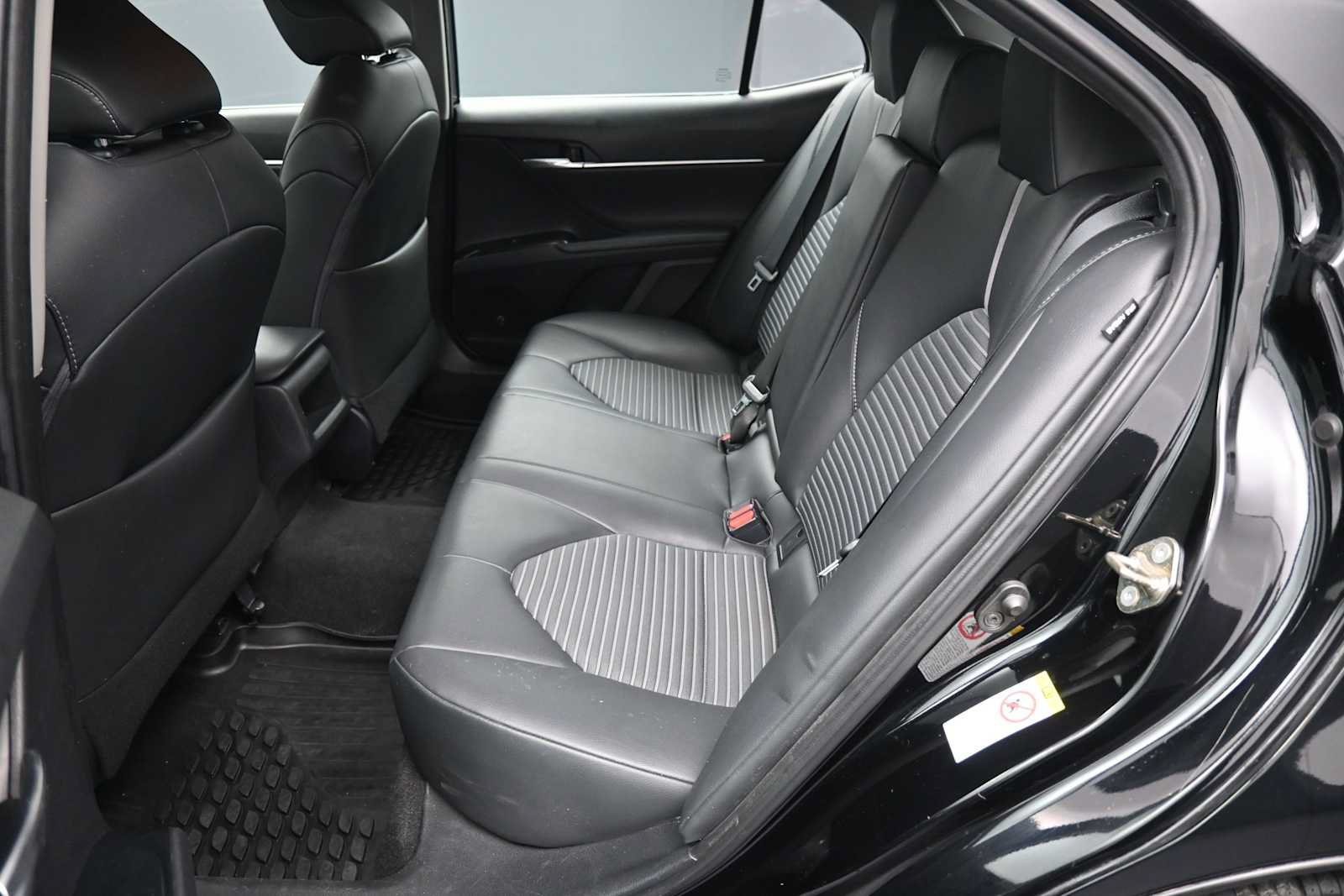 Certified 2019 Toyota Camry SE w/ Convenience Package FWD image 20