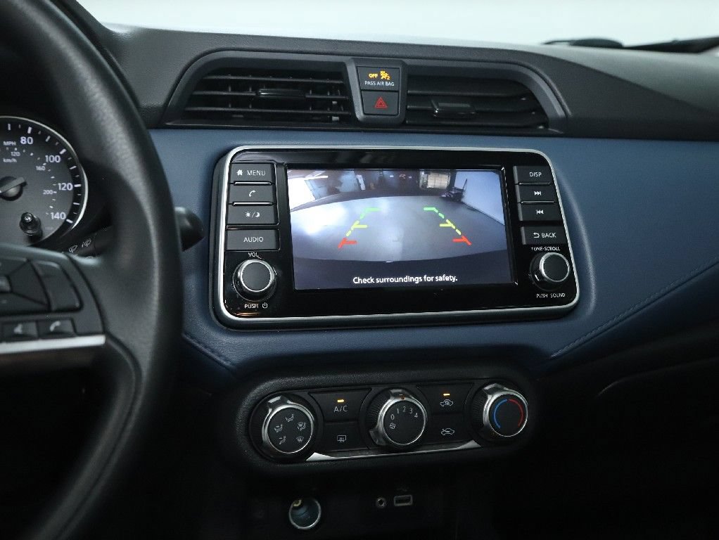 Used 2025 Nissan Versa SV FWD image 27