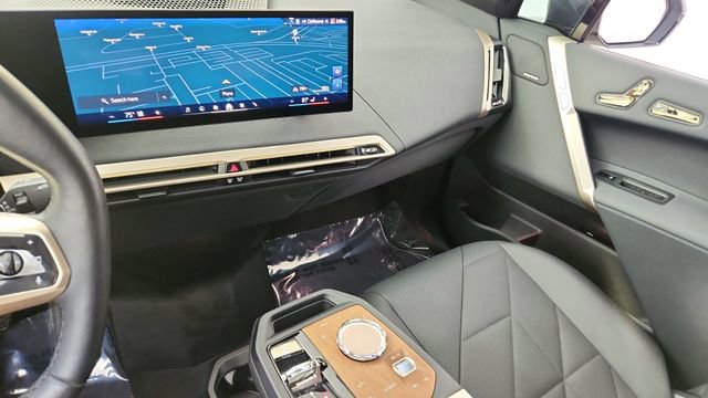 Used 2024 BMW iX xDrive50 w/ Premium Package image 44