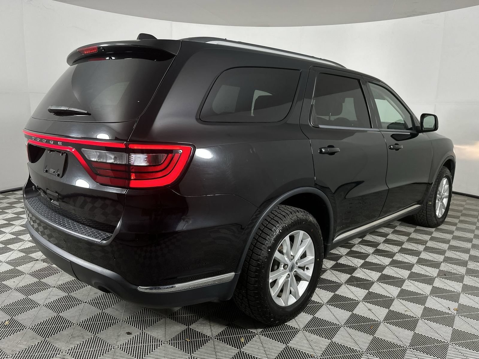 Used 2019 Dodge Durango SXT AWD/4WD image 8