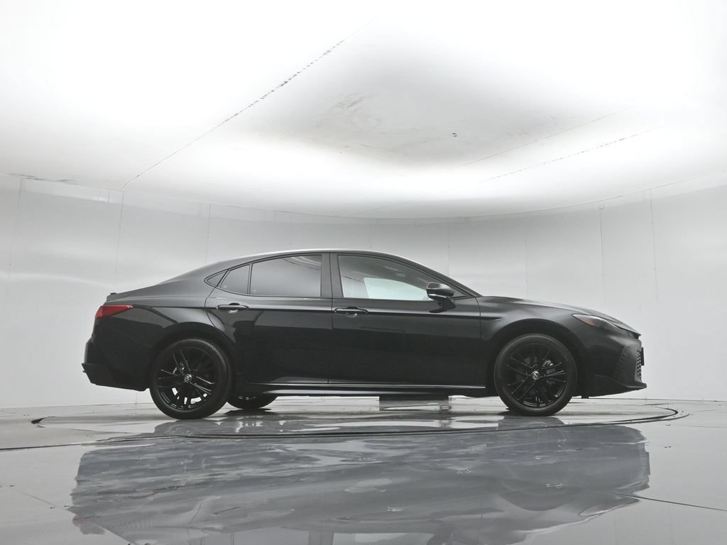 Used 2026 Toyota Camry SE FWD image 48