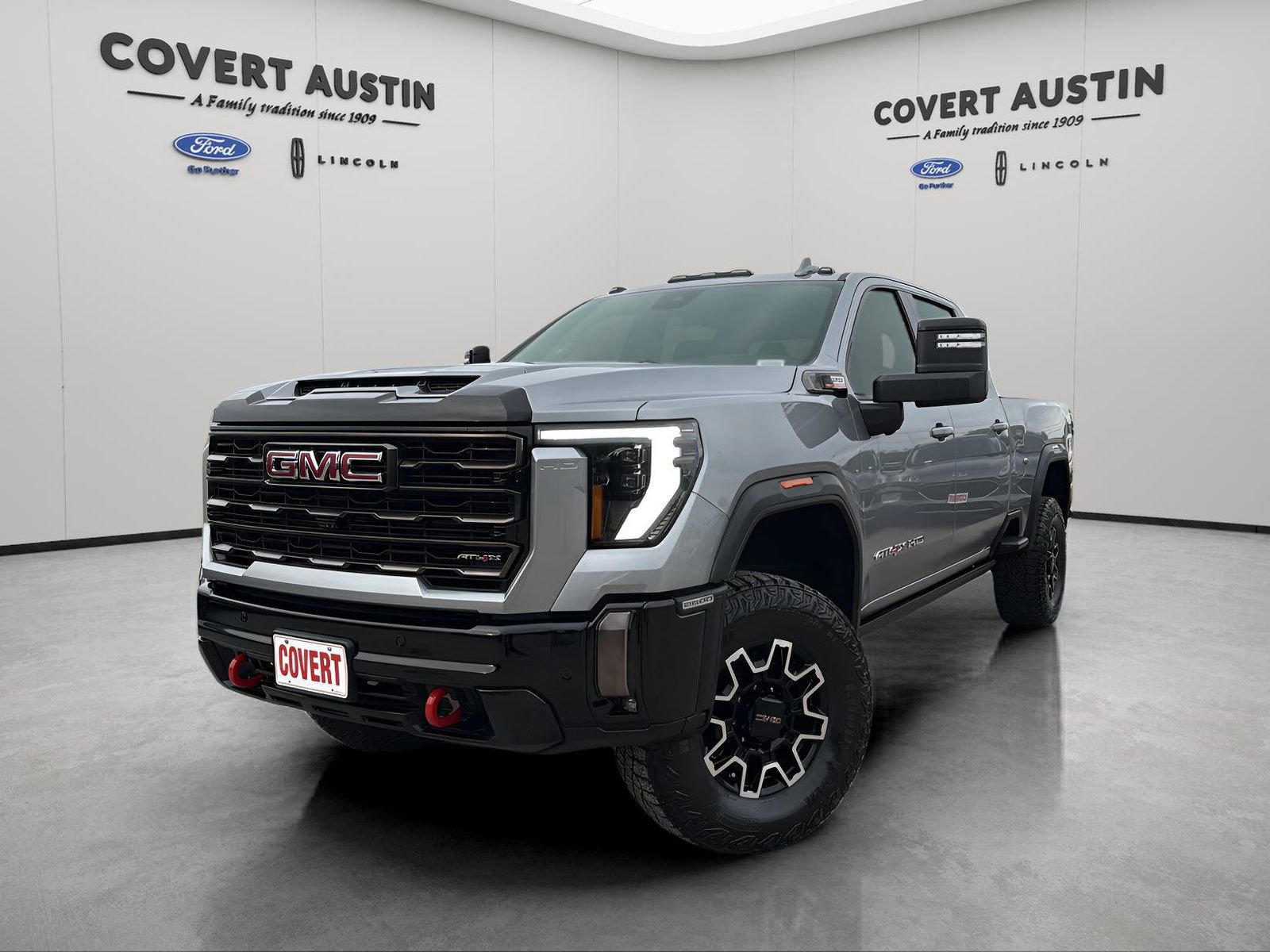 Used 2024 GMC Sierra 2500 AT4X image 1