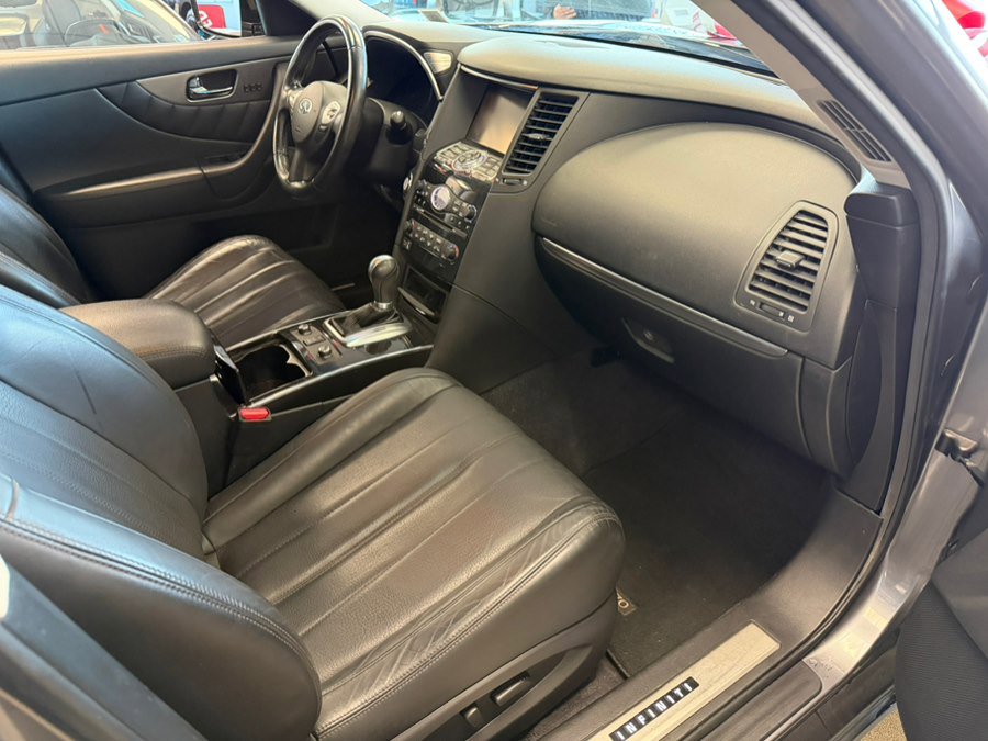 Used 2016 INFINITI QX70 2WD w/ Premium Package image 43