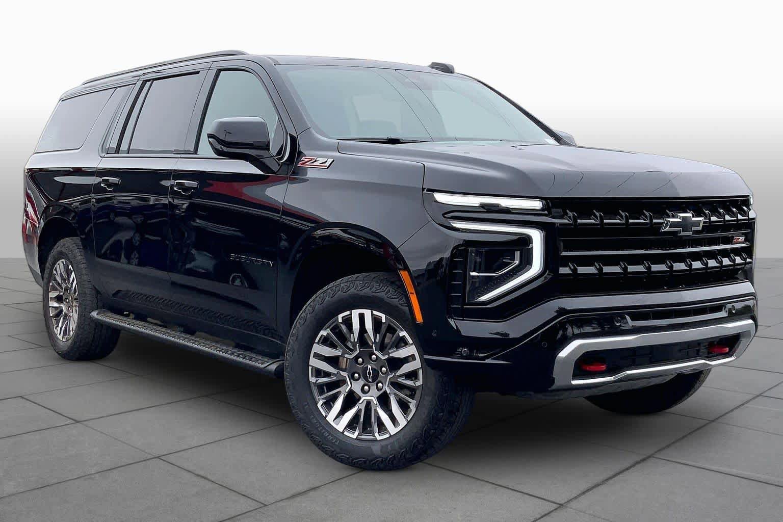 Used 2025 Chevrolet Suburban Z71 AWD/4WD image 3