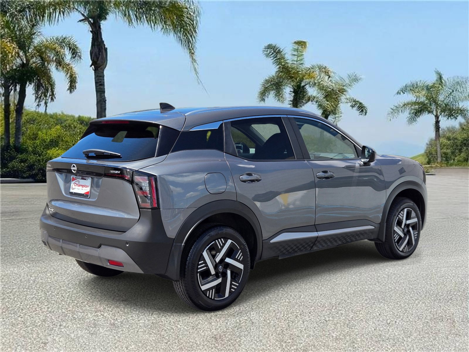 Used 2026 Nissan Kicks SV FWD image 4