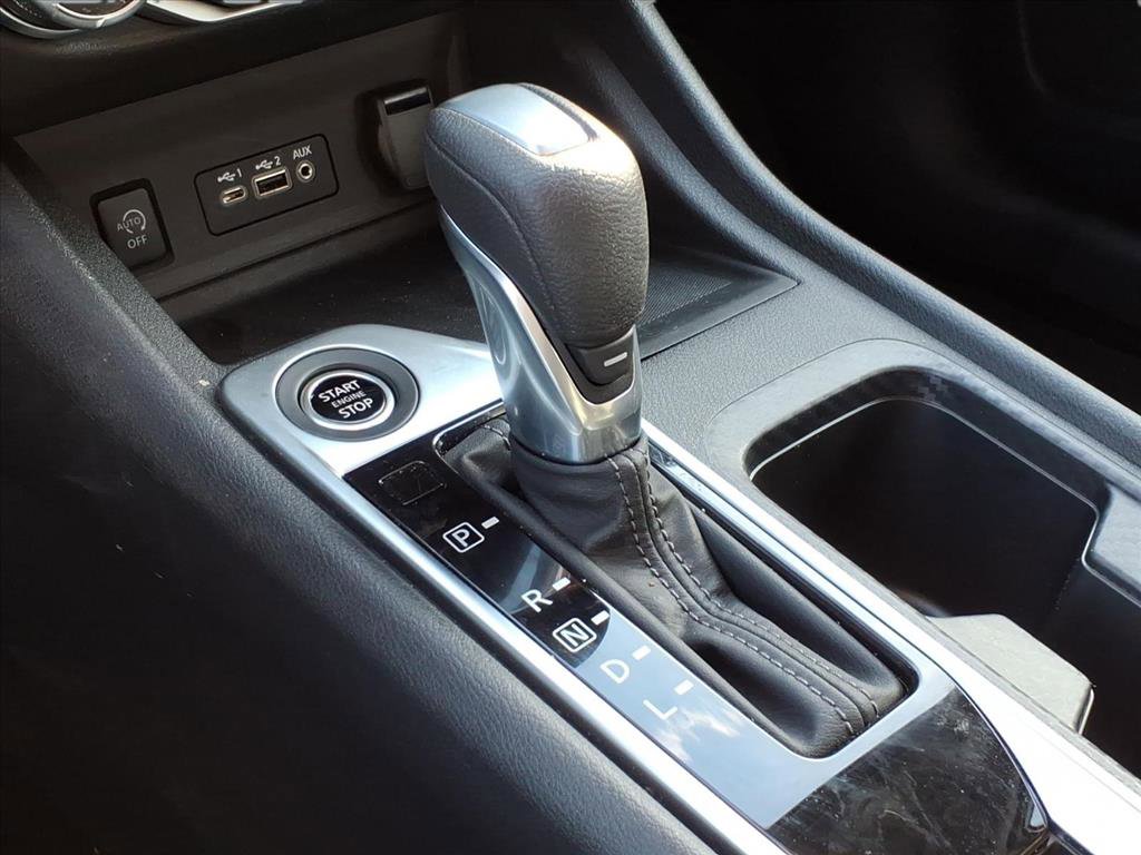 Used 2025 Nissan Sentra SV w/ All-Weather Package image 16