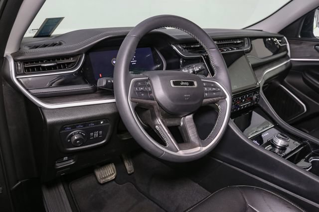 Used 2023 Jeep Grand Cherokee 4WD 4xe image 22