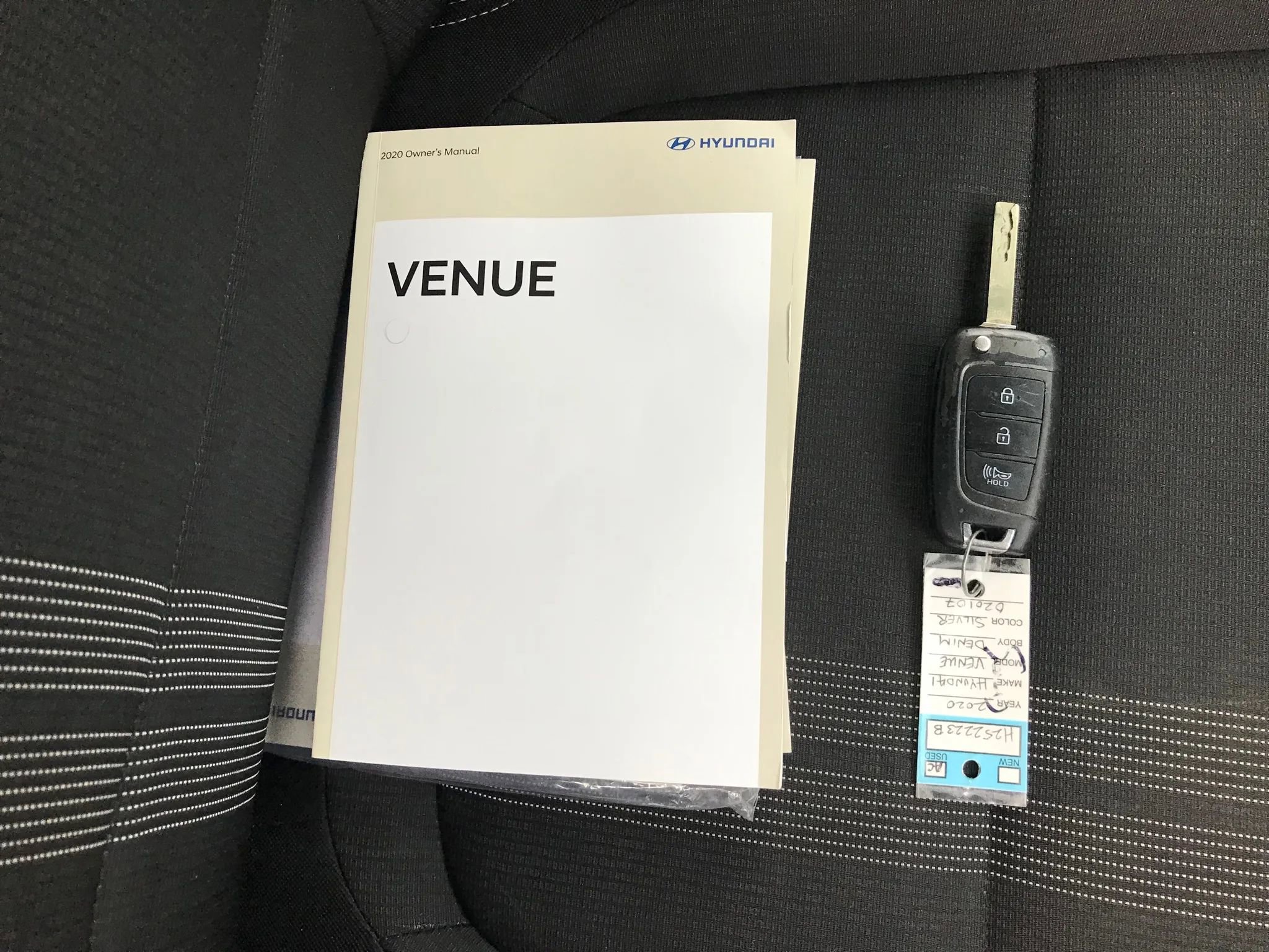 Used 2020 Hyundai Venue SEL w/ Convenience Package image 39