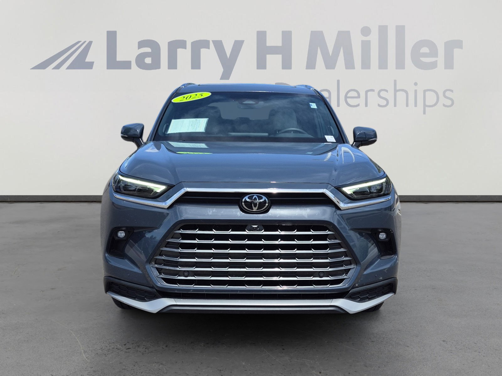 Used 2025 Toyota Grand Highlander AWD Hybrid image 8