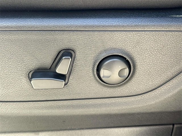 New 2026 RAM 1500 4x4 Crew Cab image 25