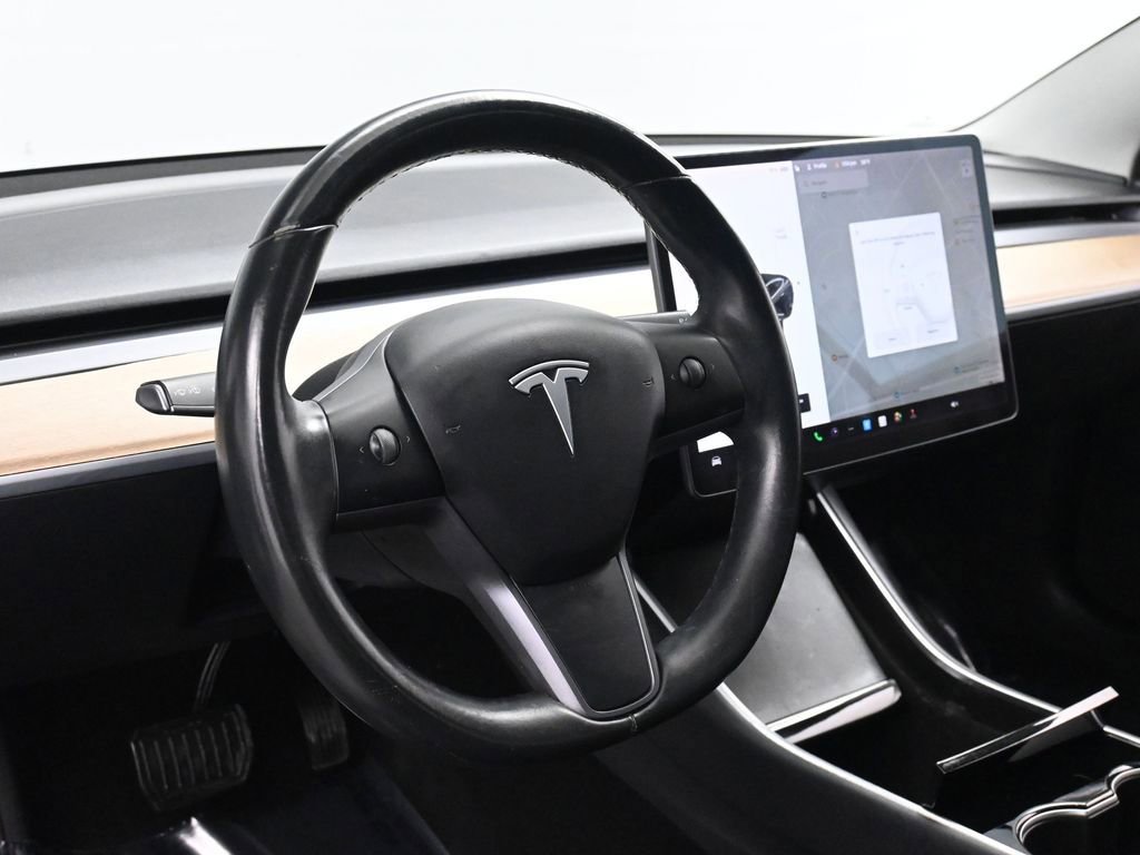 Used 2018 Tesla Model 3 Long Range image 23