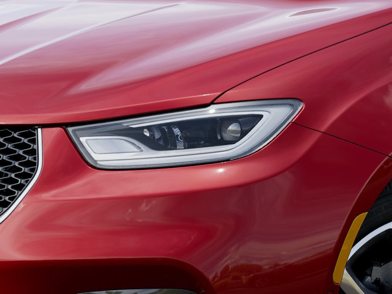 New 2026 Chrysler Pacifica Pinnacle w/ Trailer Tow Group image 10