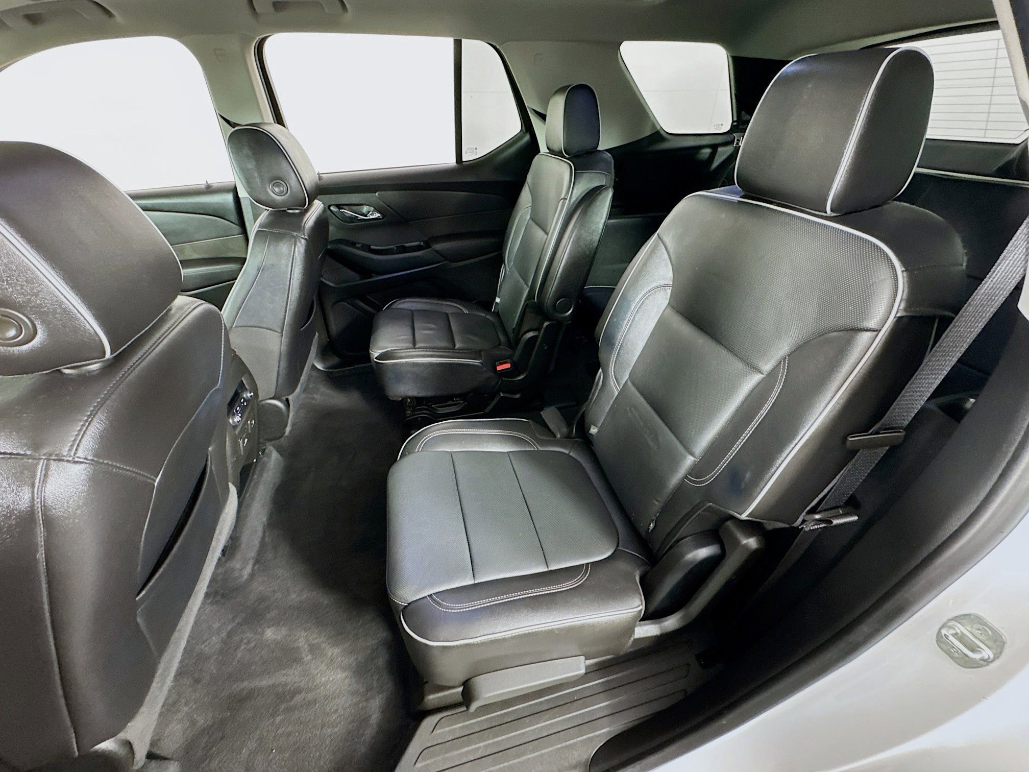 Used 2020 Chevrolet Traverse High Country w/ LPO, Floor Liner Package image 17