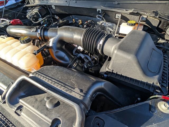 Used 2024 Ford Expedition XLT image 18