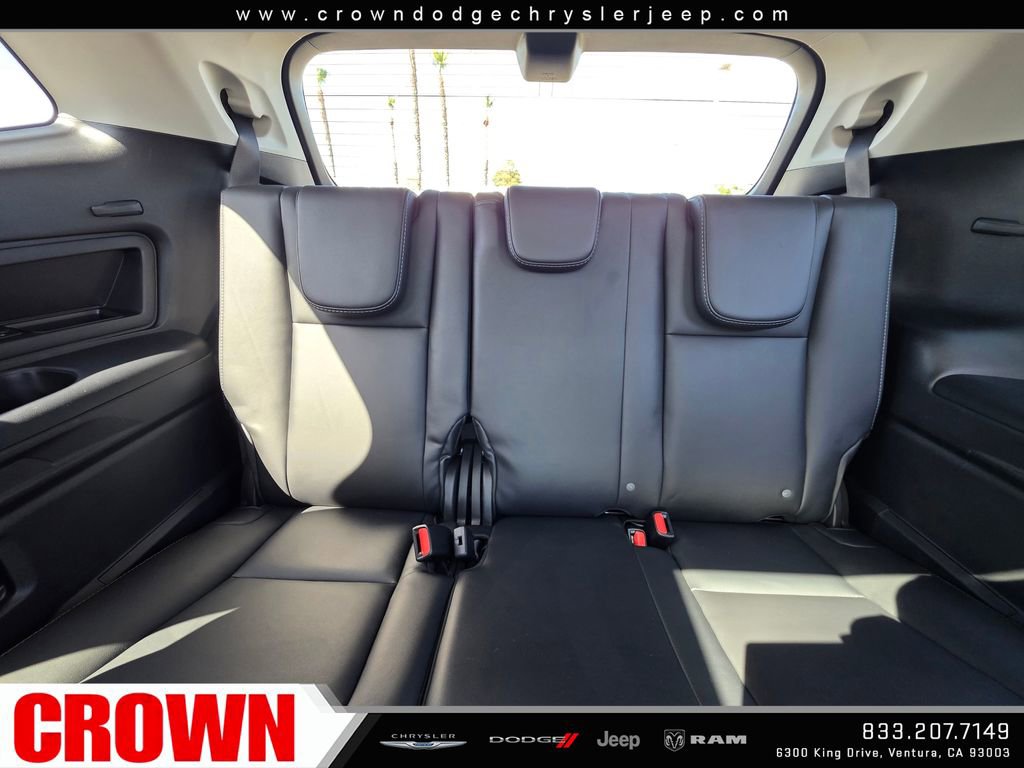 Used 2025 Subaru Ascent Touring w/ Popular Package #2 image 17