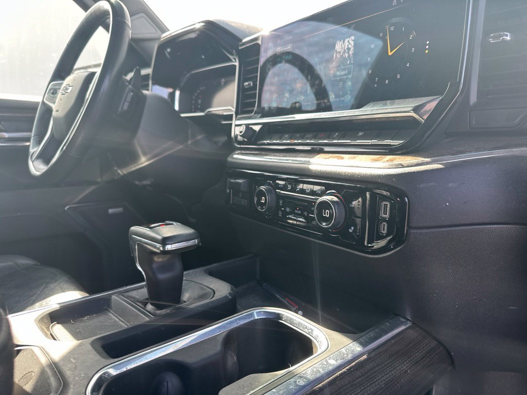 Used 2024 Chevrolet Silverado 1500 RST w/ Convenience Package II AWD/4WD image 33