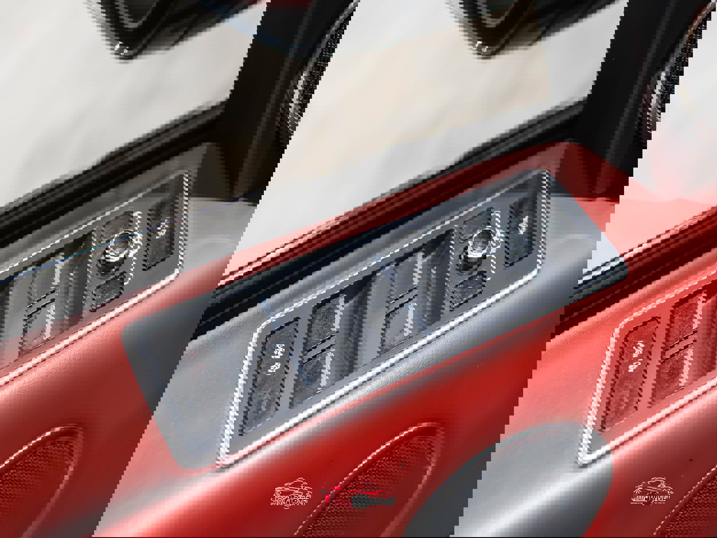 Used 2014 Land Rover Range Rover Autobiography image 48