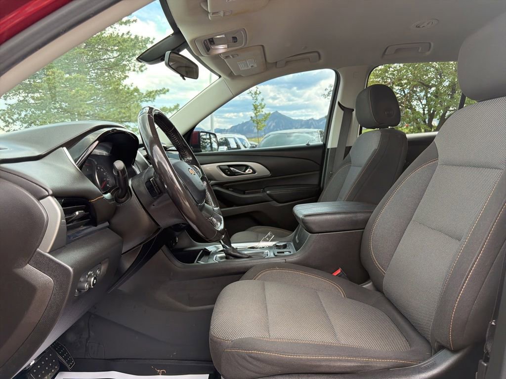 Used 2019 Chevrolet Traverse LT AWD/4WD image 25