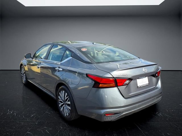 Used 2024 Nissan Altima 2.5 SV FWD image 5