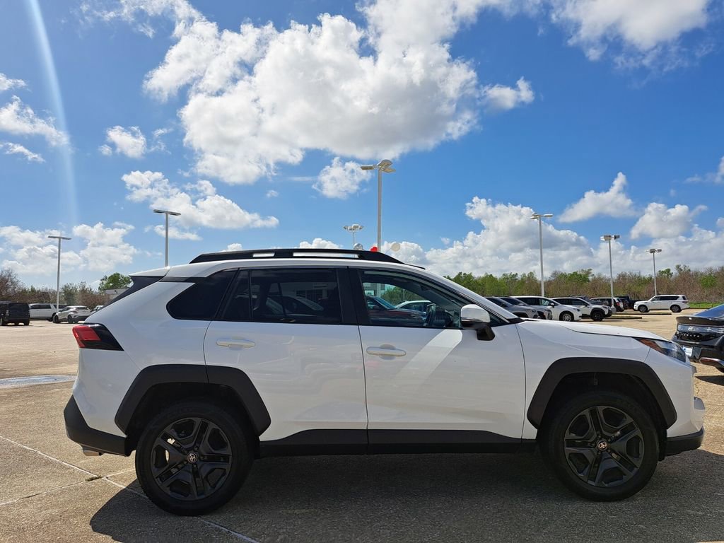 Used 2024 Toyota RAV4 Adventure image 4