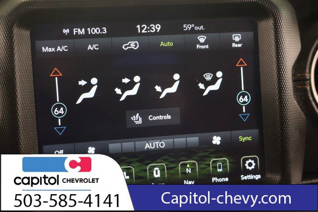 Used 2022 Jeep Wrangler Unlimited Sahara AWD/4WD image 22