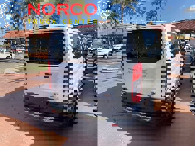 Used 2017 Ford Transit 150 XL image 4