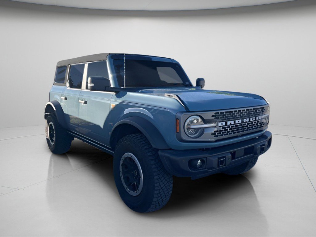 Used 2023 Ford Bronco Badlands AWD/4WD image 2