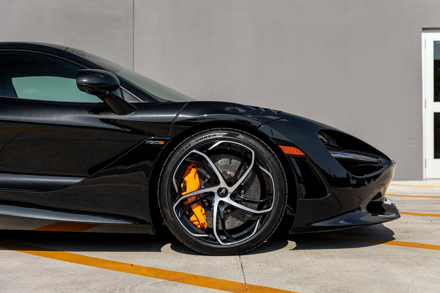 Used 2024 McLaren 750S image 28