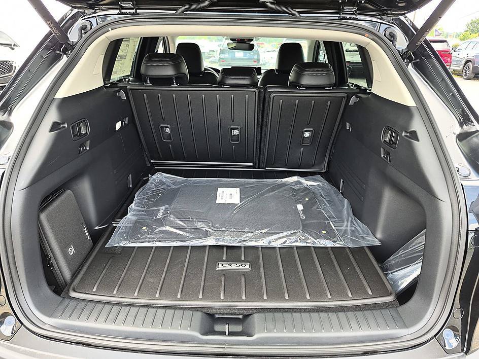 New 2026 MAZDA CX-50 AWD 2.5 S w/ Weather Package image 32
