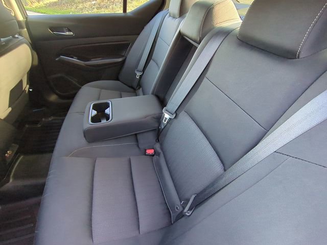 Used 2021 Nissan Altima 2.5 SV w/ SV Premium Package image 28