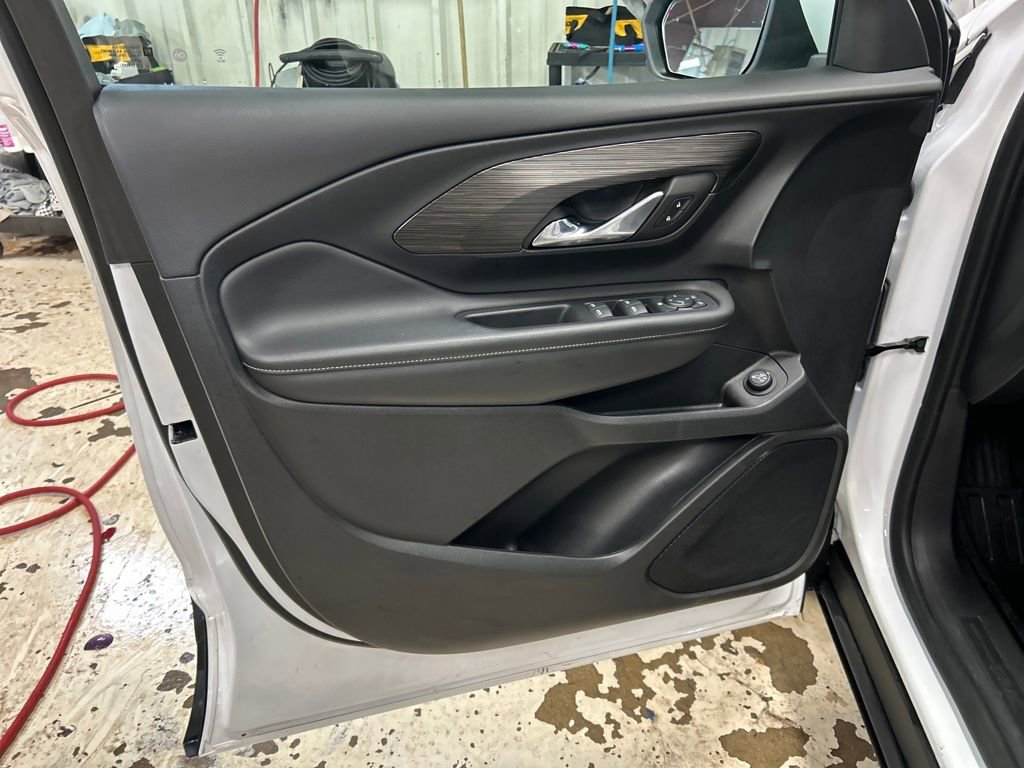Certified 2023 GMC Terrain SLE w/ Driver Convenience Package image 14