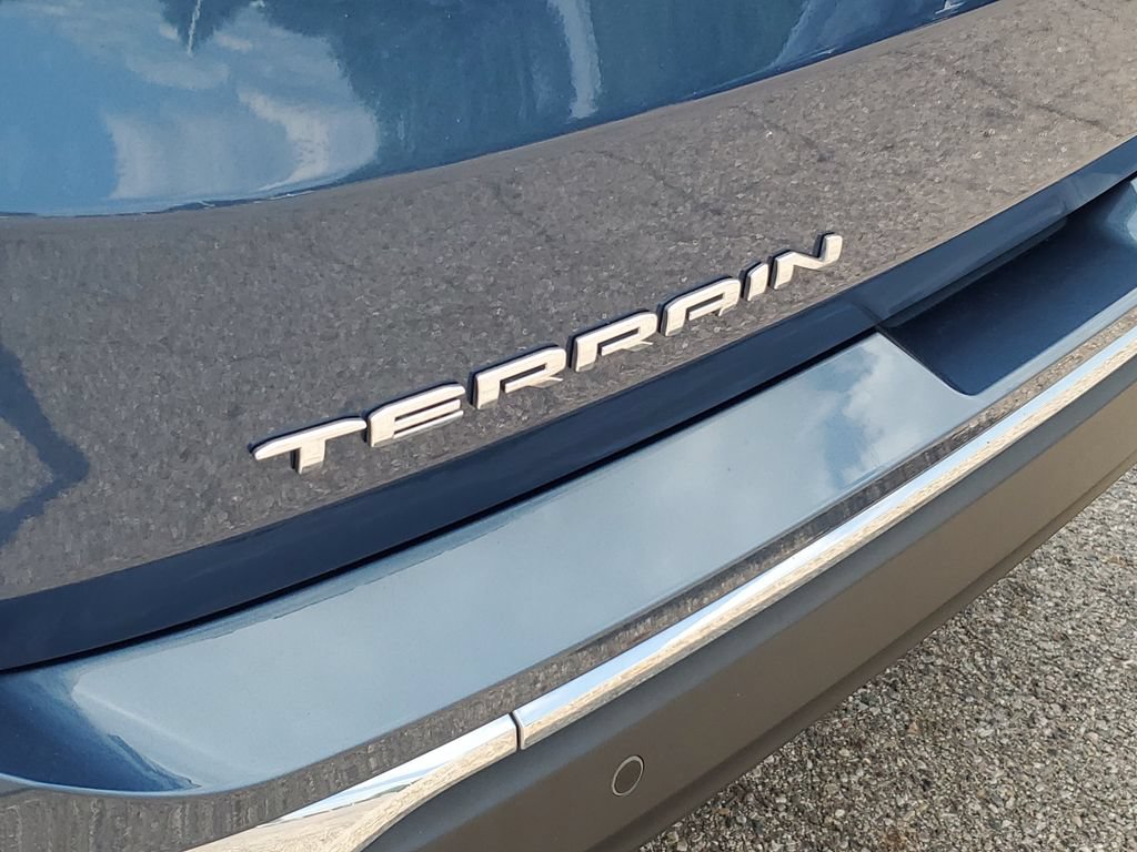 Certified 2024 GMC Terrain SLT w/ LPO, Floor Liner Package FWD image 39