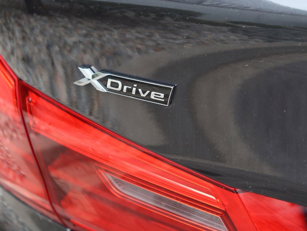 Used 2017 BMW 530i xDrive image 10