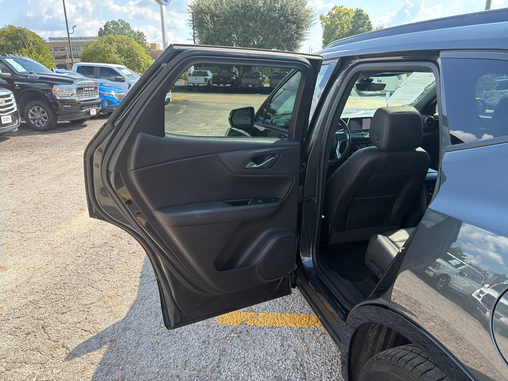 Used 2019 Chevrolet Blazer RS FWD image 23