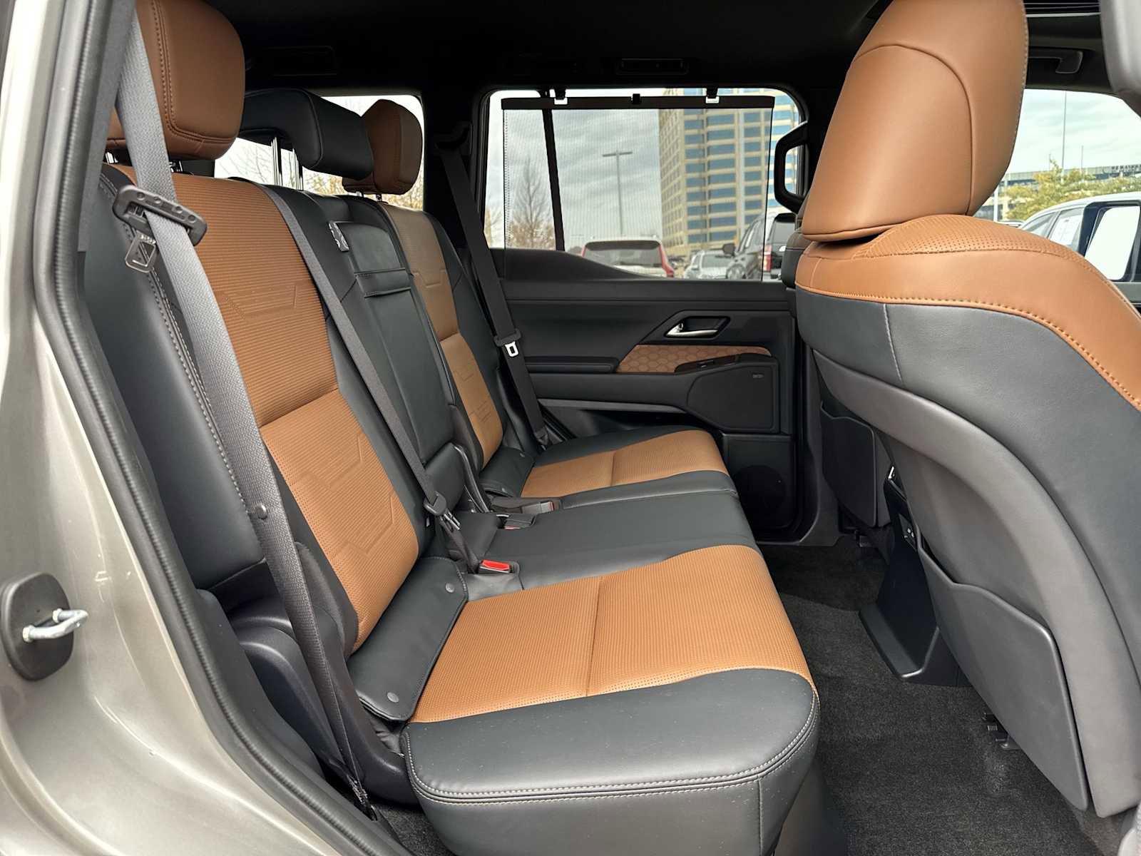 Used 2024 Lexus GX 550 image 19