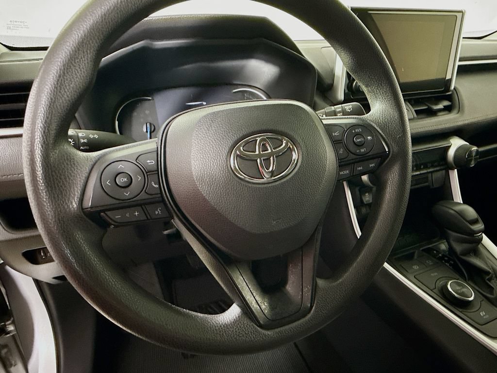Certified 2025 Toyota RAV4 XLE AWD/4WD image 12