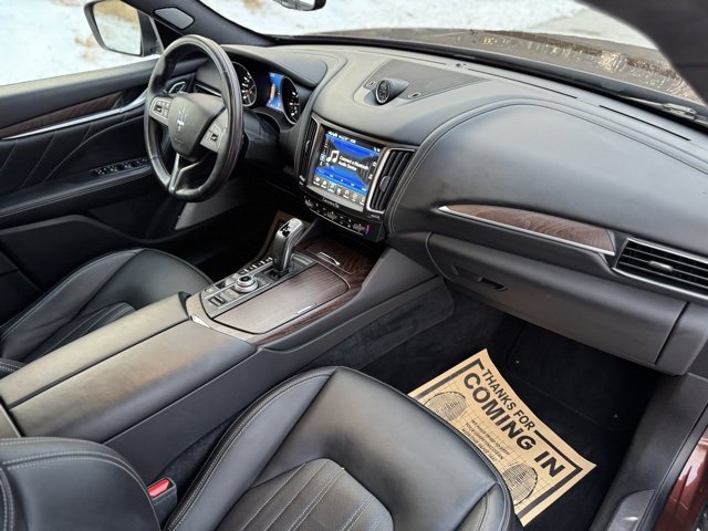 Used 2020 Maserati Levante GranLusso image 20