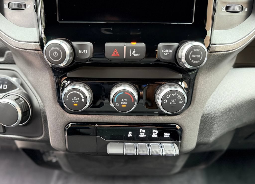 New 2026 RAM 1500 Tradesman AWD/4WD image 26