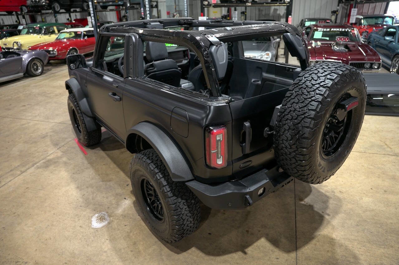 Used 2023 Ford Bronco Badlands image 16