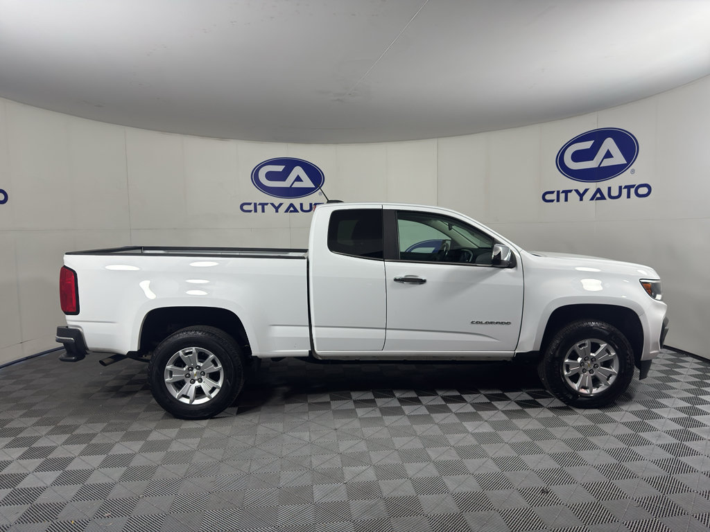 Used 2022 Chevrolet Colorado LT w/ Fleet Safety Package RWD image 2