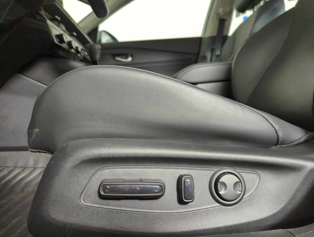 Used 2025 Honda Accord EX-L image 26