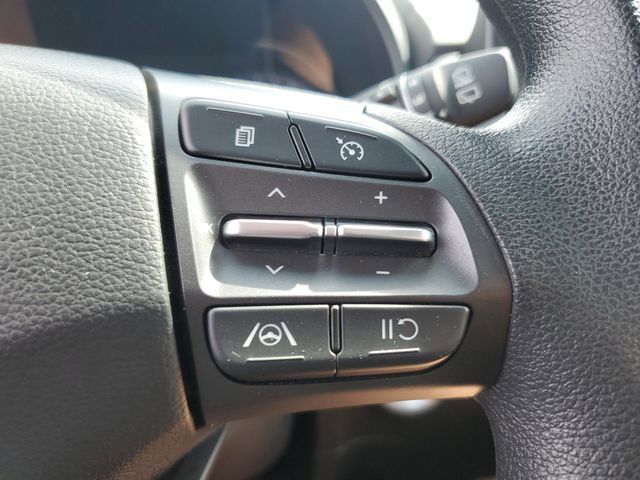 Used 2023 Hyundai Kona SEL image 22