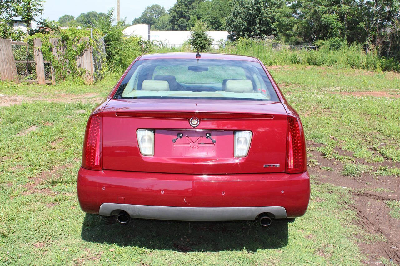 Used 2005 Cadillac STS w/ Preferred Equipment Group RWD image 8