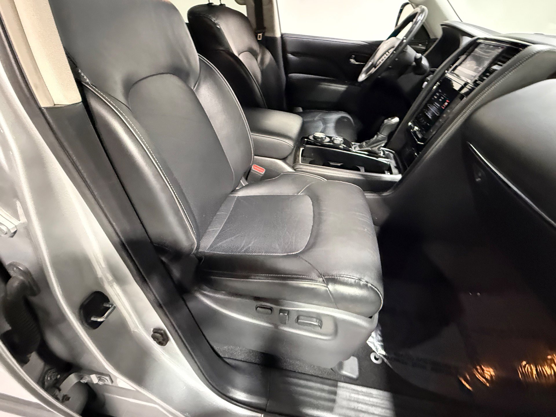 Used 2020 INFINITI QX80 Luxe w/ Proassist Package image 32