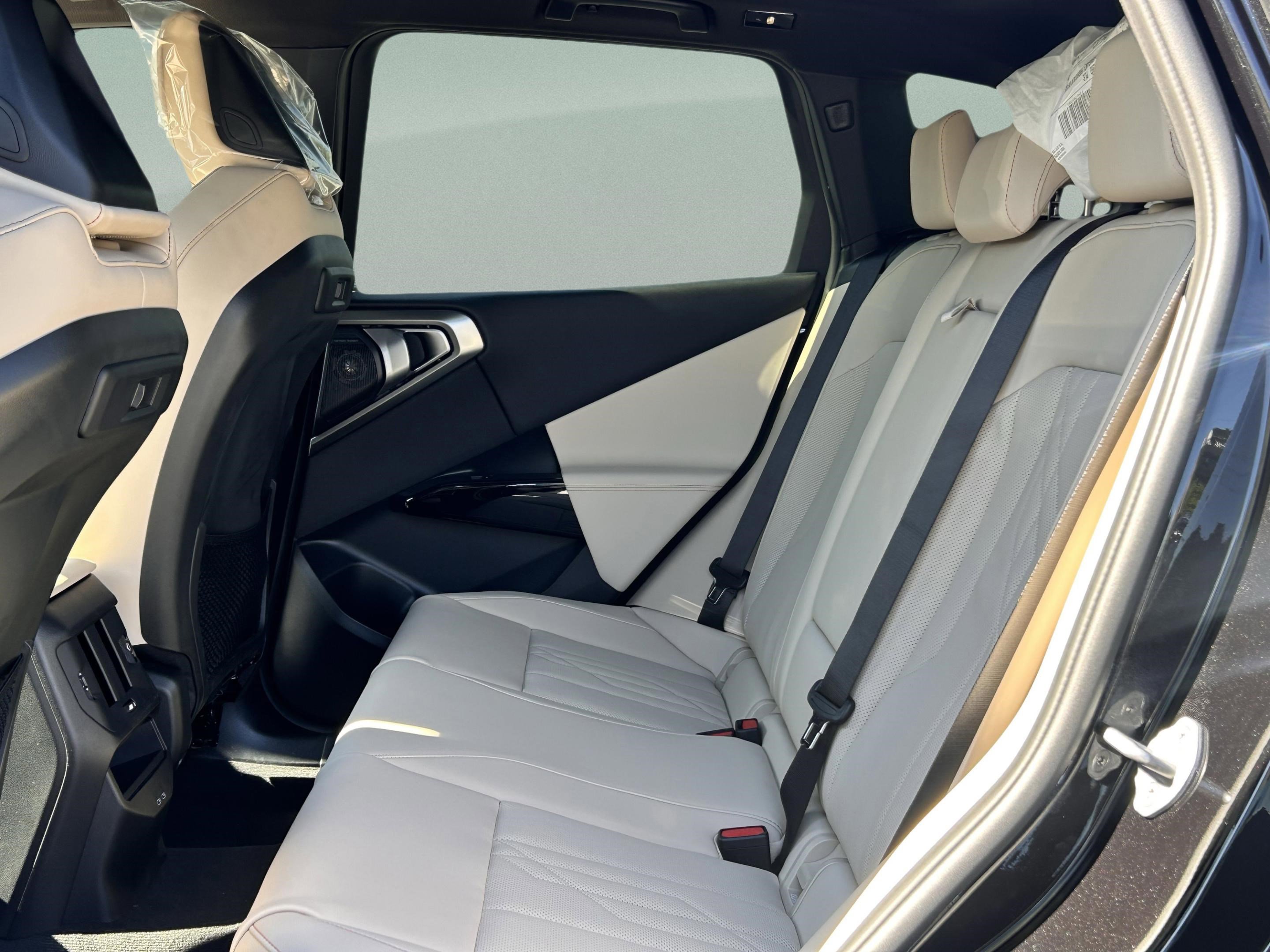 Used 2026 BMW X3 xDrive30 w/ Premium Package image 16