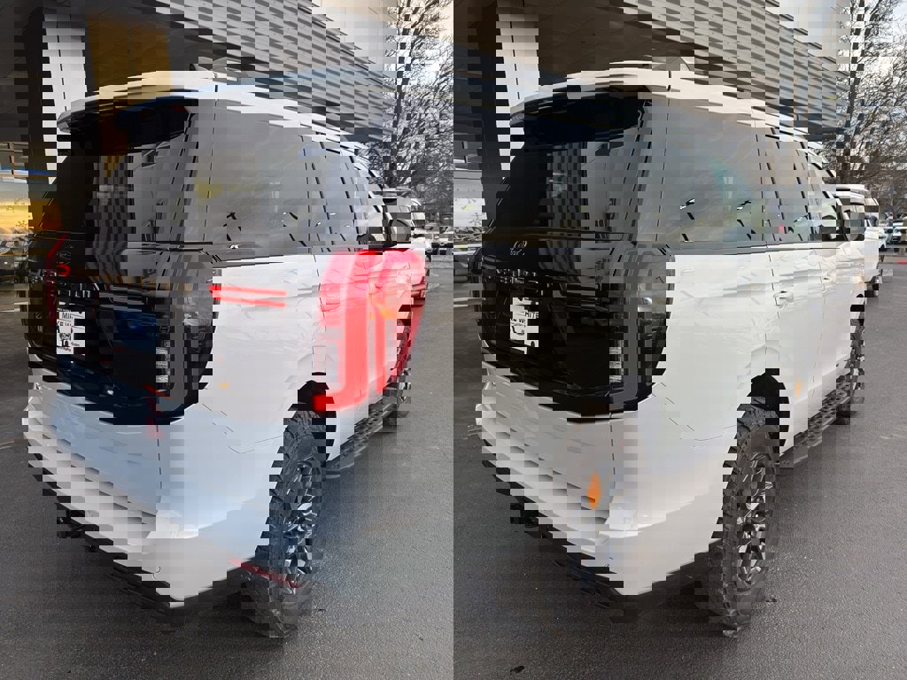 New 2026 Ford Expedition Tremor image 4