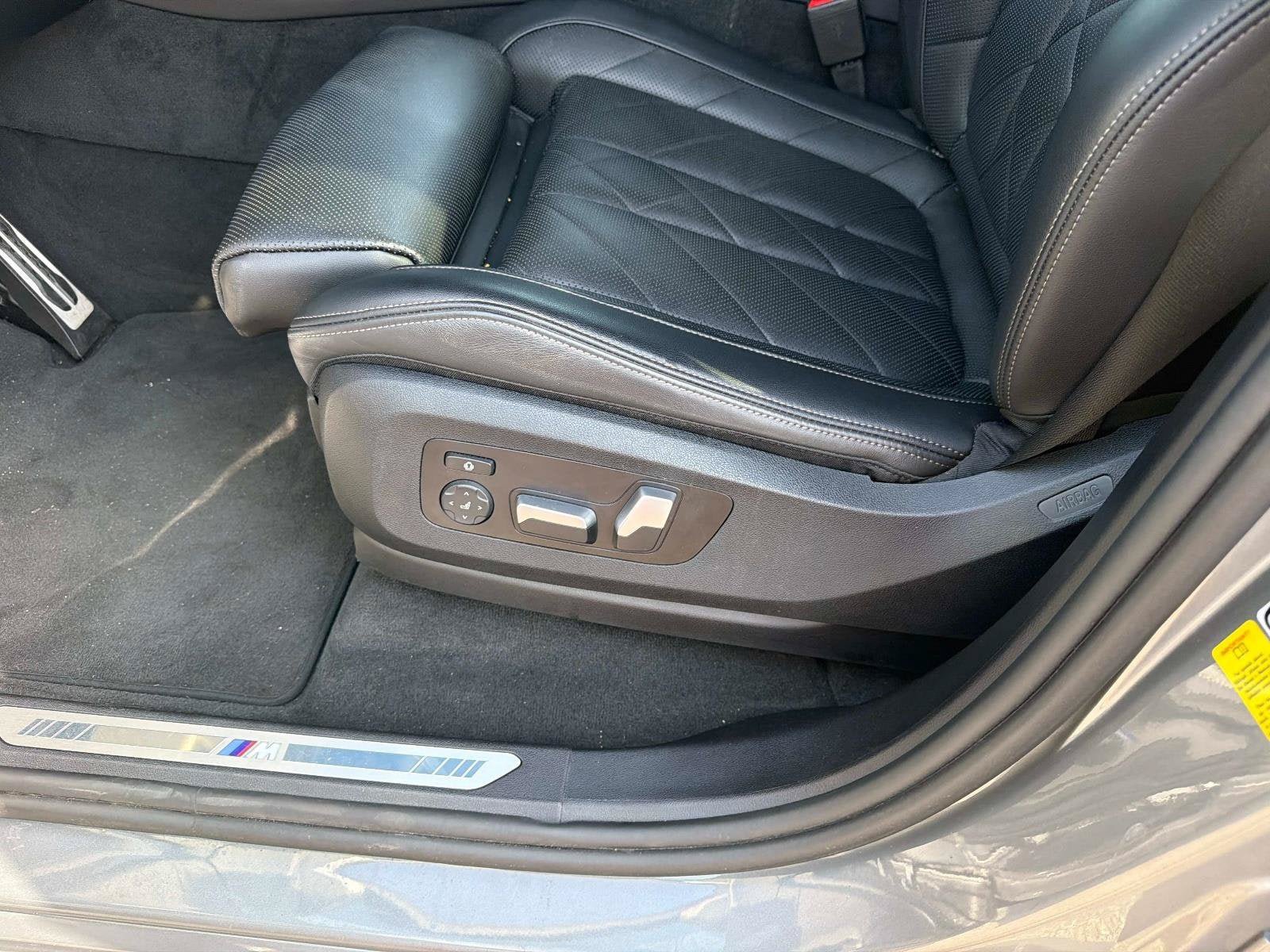 Used 2024 BMW X5 sDrive40i w/ M Sport Package RWD image 20
