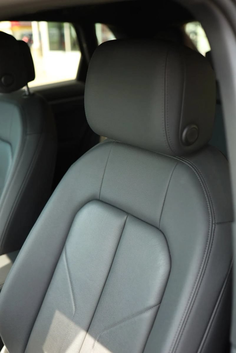 Used 2022 Audi Q3 2.0T Premium w/ Convenience Package AWD/4WD image 16