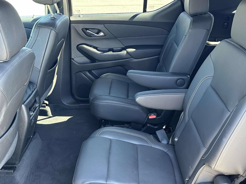 Used 2023 Chevrolet Traverse LT AWD/4WD image 14